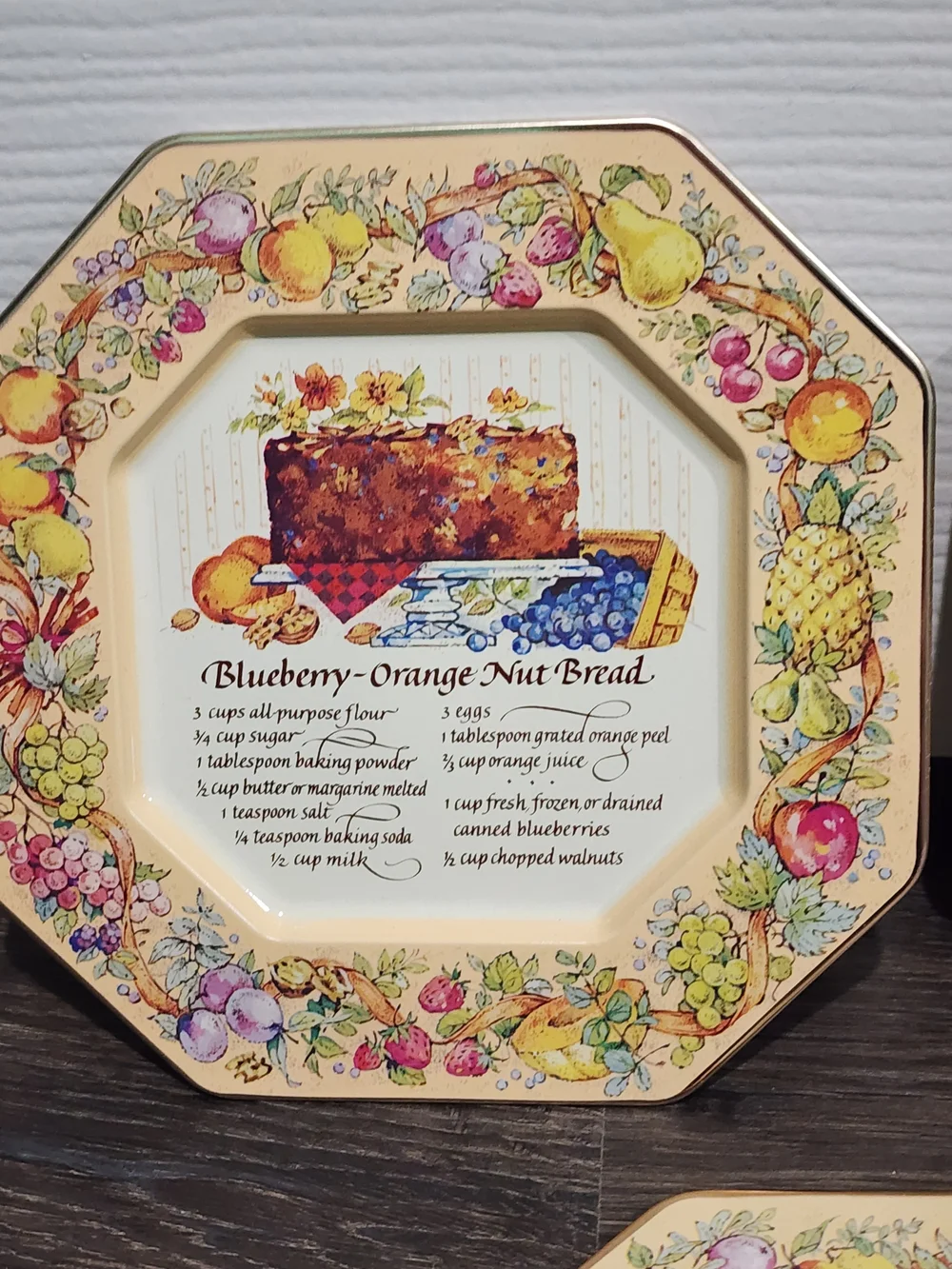 3 Pc 1982 Avon Christmas Tin Recipe Plates-Plum Pudding, Nut Bread, Buche Noel